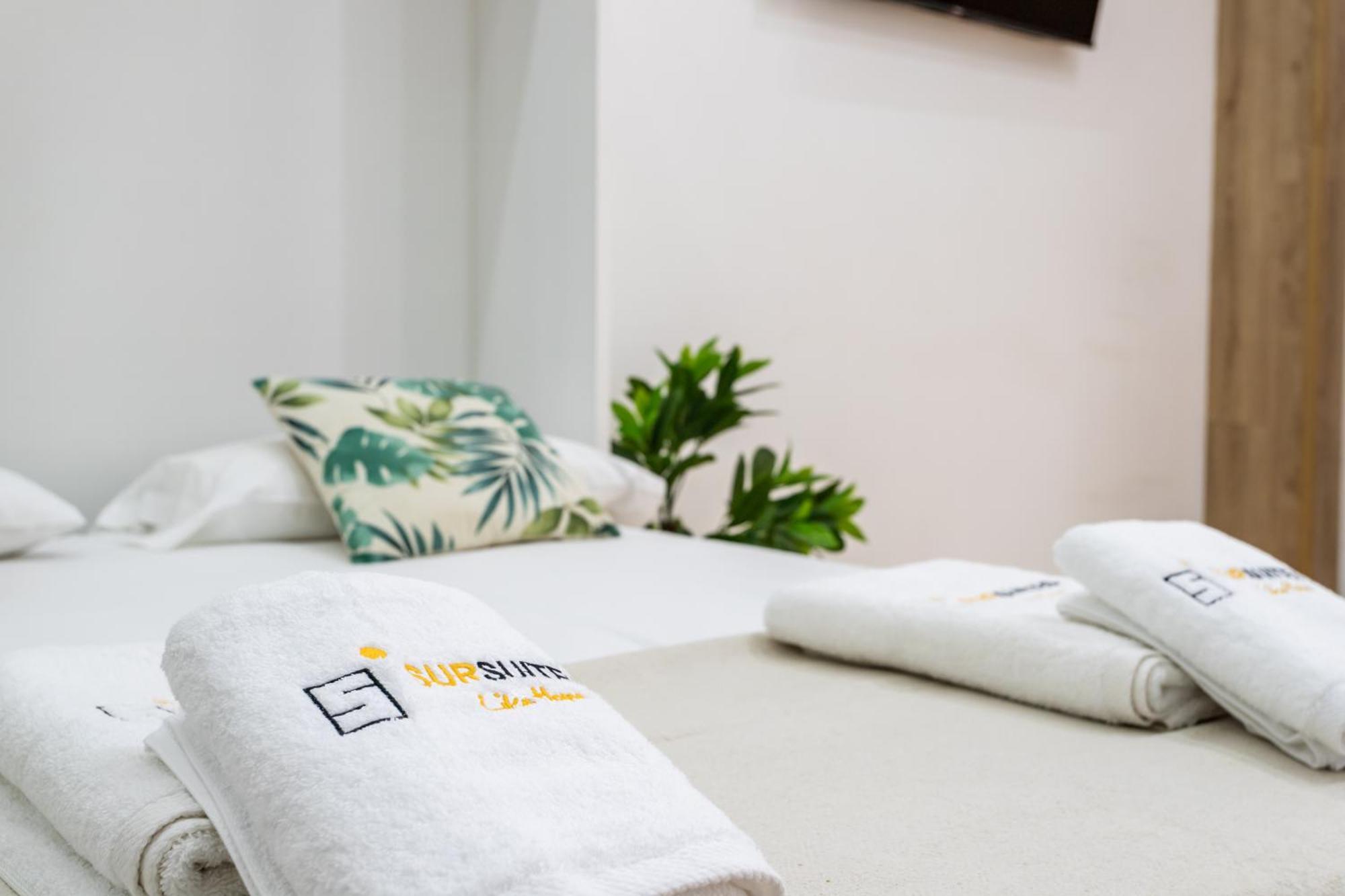 Sur Suites 2 Estudios Industriales Fuengirola Bagian luar foto