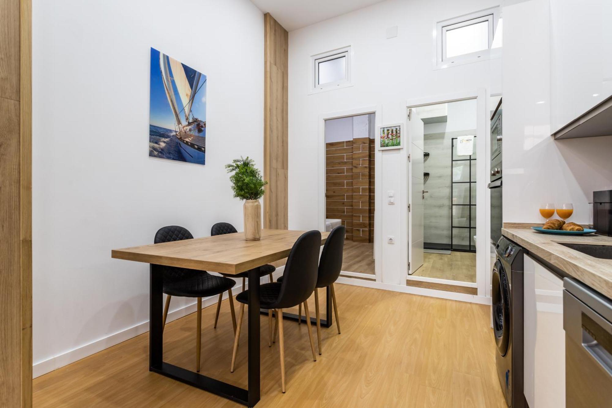 Sur Suites 2 Estudios Industriales Fuengirola Bagian luar foto