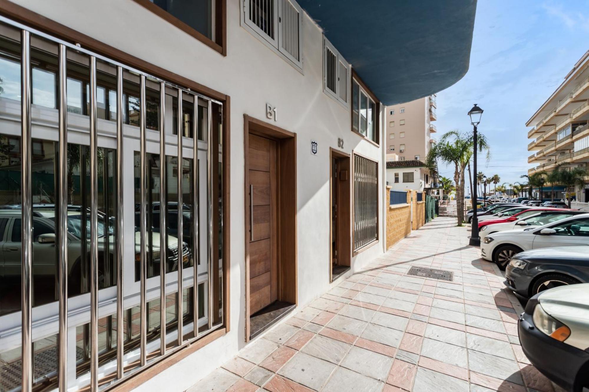 Sur Suites 2 Estudios Industriales Fuengirola Bagian luar foto
